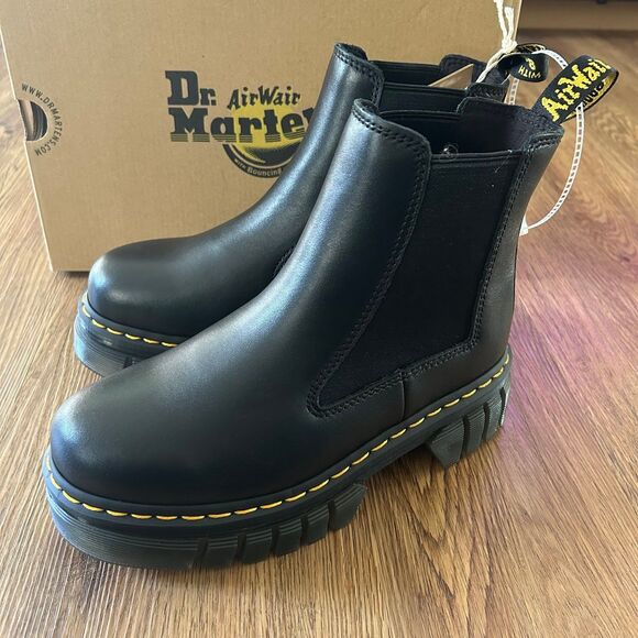 DR MARTENS Audrick Chelsea black leather platform boots booties shoes sz 7 new - Picture 1 of 7